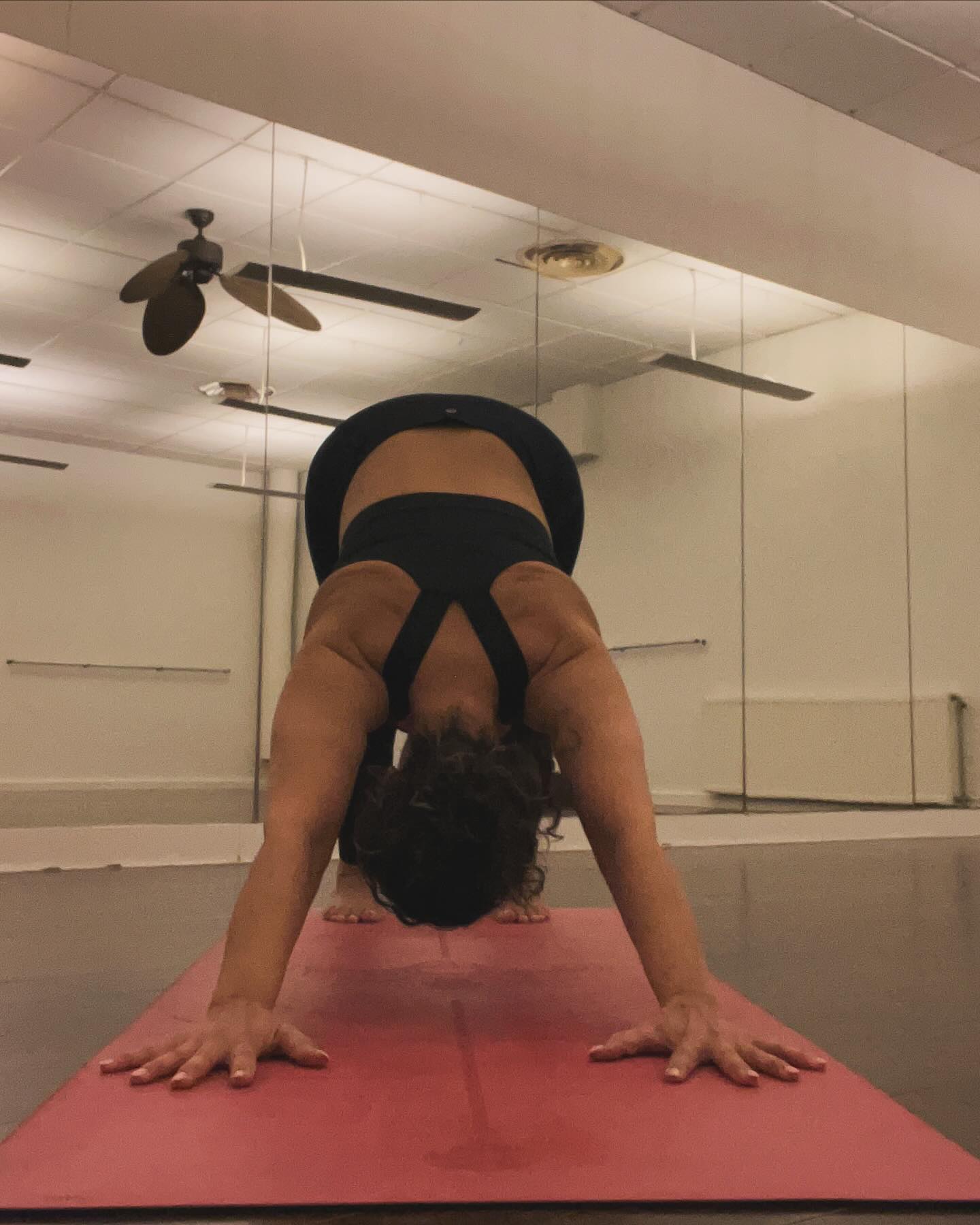 In yoga, as in life, the magic lies in the balance between sthira (steadiness, effort) and sukha (ease, softness). 🌿Too much effort, and we burn out. Too much ease, and we become stagnant.The yoga mat is a mirror. It shows you where you push too hard, and where you hold back. True practice is about meeting yourself in that sacred middle — strong, yet soft. Grounded, yet open.Let your breath guide you. Let your body teach you. Find that dance between doing and being.#yogawisdom #selfhealers #balancedpractice #MindfulMovement #YogaTeacherThoughts