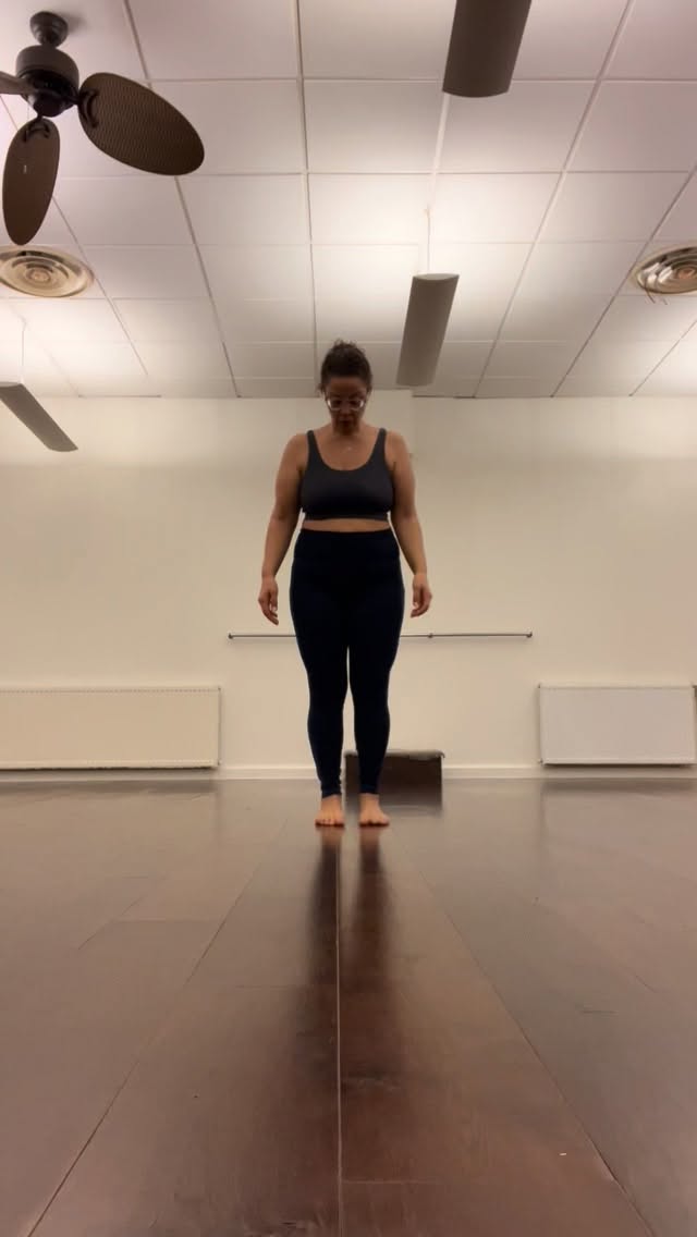 Yoga is not something I teach. 
It’s something I practise. 
Because only through my own practice and breath do I stay connected to the source, the place where real guidance comes from. 
What is a teacher really if not someone who walks the path first and then gently shows the way? 
Yes yoga CAN be physical. 
The body is the doorway. Through it we access the breath, through the breath we access awareness and our inner knowing. 
Where we simply are. 
Thankful for the moments today where I get to be both student and teacher🙏🏽❣️
#selfhealers #yoga #journeyofselfdiscovery #hathayoga #meditation